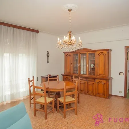 Fuoriporta Affitti Brevi - Giovenale Grande Apartamento