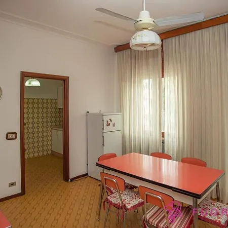 Apartamento Fuoriporta Affitti Brevi - Giovenale Grande Parma