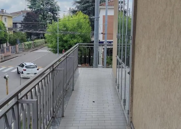 Fuoriporta Affitti Brevi - Giovenale Grande Πάρμα