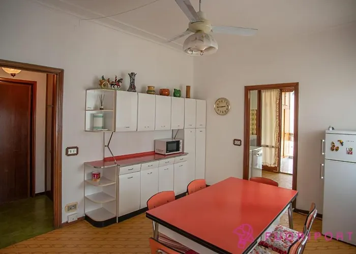 Fuoriporta Affitti Brevi - Giovenale Grande *