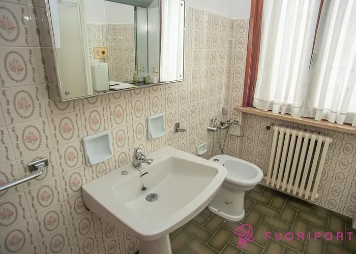 Fuoriporta Affitti Brevi - Giovenale Grande